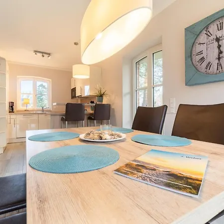 Haus Am Leuchtturm 3 *